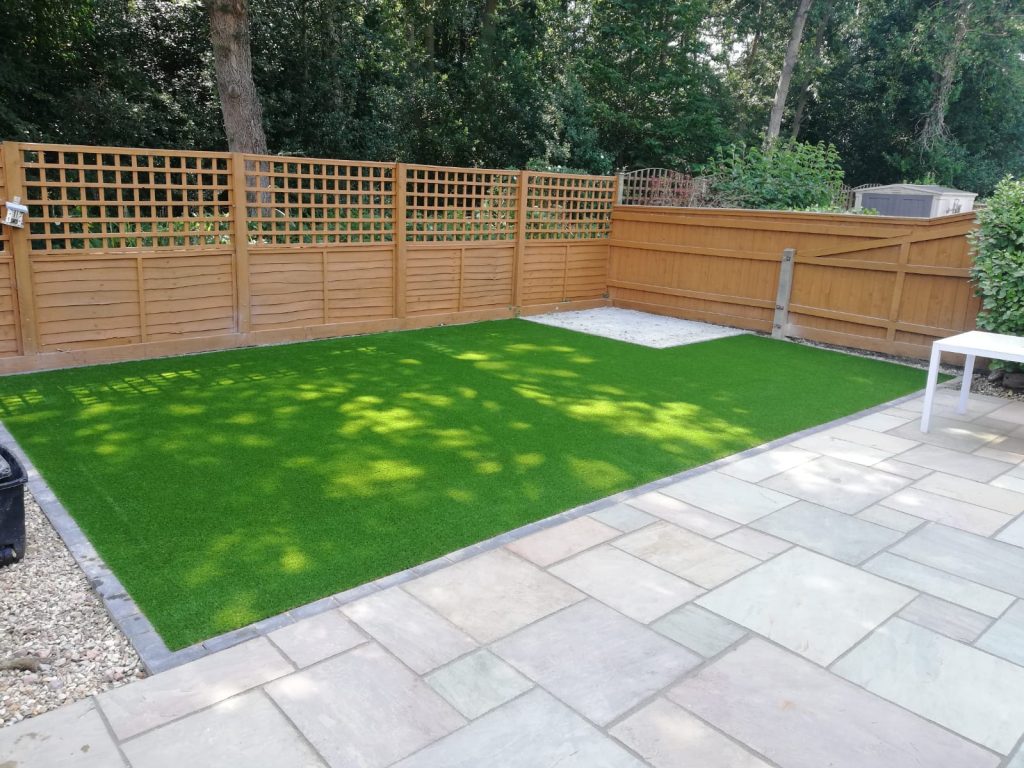Artificial lawn and Porcelain Floor Tiles | L.A. Landscapes