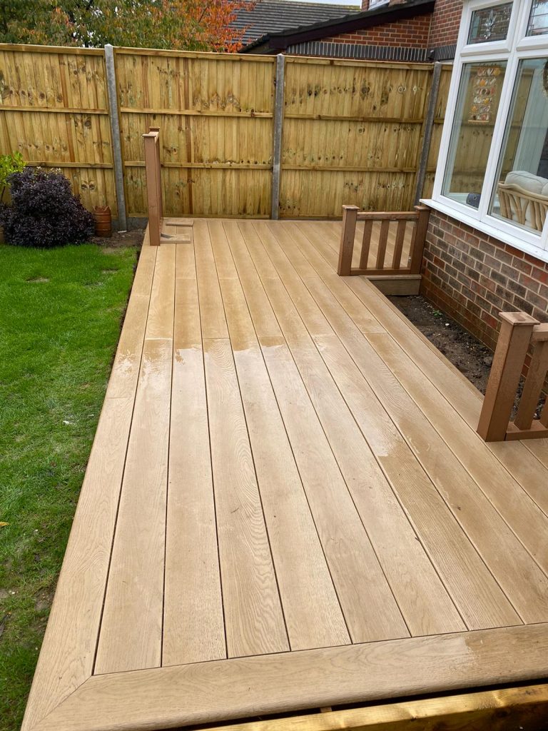 L.A. Landscapes Golden Oak Decking With Autumn Handrail